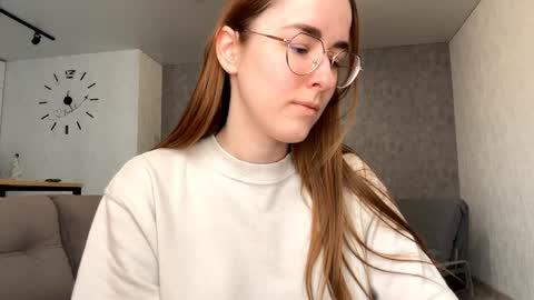 Snapshot of feleciacockrell chatting on 21, 3, 2026 Mary online show from 21, 3, 2026