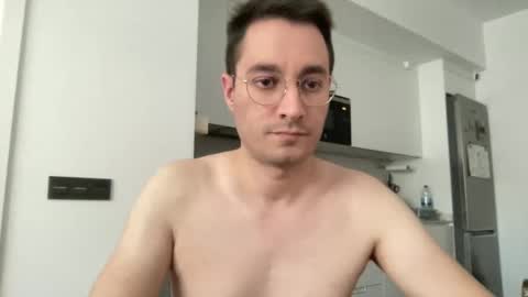 feline_shine online show from 12, 1, 2025