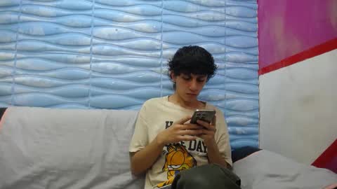 Felipe Browns online show from 3, 2, 2025