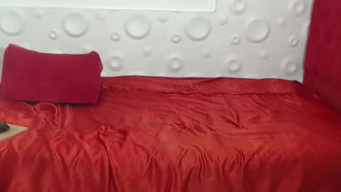 Snapshot of felipecams chatting on 28, 10, 2025 andres felipe benitez online show from 28, 10, 2025