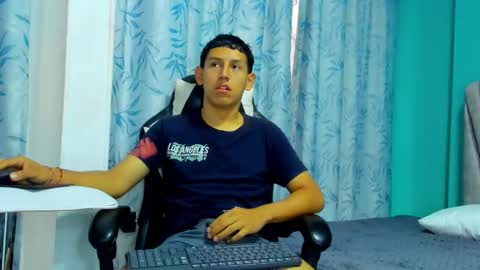 Snapshot of felipehot_gonzales chatting on 28, 9, 2025 felipehot_gonzales online show from 28, 9, 2025