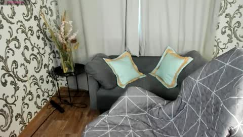 Snapshot of felixorange_ chatting on 21, 10, 2025 Felix online show from 21, 10, 2025