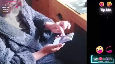 Adam online show from 13, 9, 2025