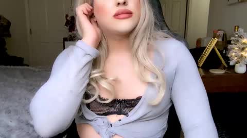 this is justice tricia a bigelow. she was fucking my husband tom girardi online show from 16, 12, 2024