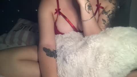     online show from 1, 10, 2025