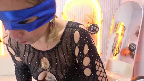 Ferchis  online show from 11, 10, 2025