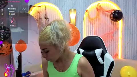 Ferchis  online show from 21, 10, 2025