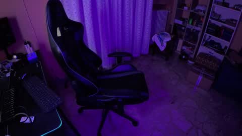 Snapshot of fernan_reds chatting on 18, 11, 2025 Fernan online show from 18, 11, 2025