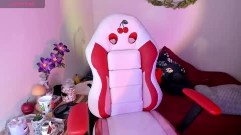 Snapshot of fernanda_indie chatting on 28, 2, 2025 F E R N A N D A online show from 28, 2, 2025