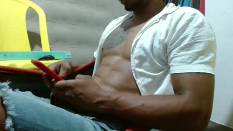 fernandez_latinblack online show from 27, 2, 2025