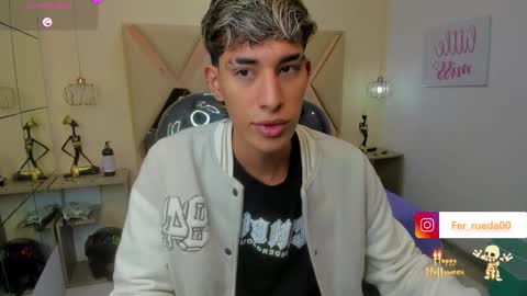 FER PHOENIX online show from 2, 11, 2025