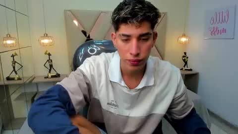 Snapshot of ferphoenix_ chatting on 5, 2, 2026 FER PHOENIX online show from 5, 2, 2026