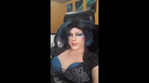 Selenaironside online show from 16, 12, 2025