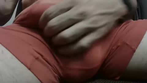 fescarf1991 online show from 14, 12, 2025