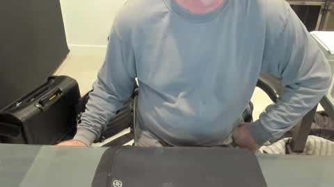 fhetzl online show from 18, 11, 2025