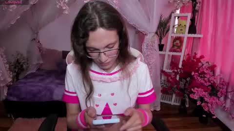 Snapshot of fi_cosplay chatting on 20, 10, 2025 fi_cosplay online show from 20, 10, 2025