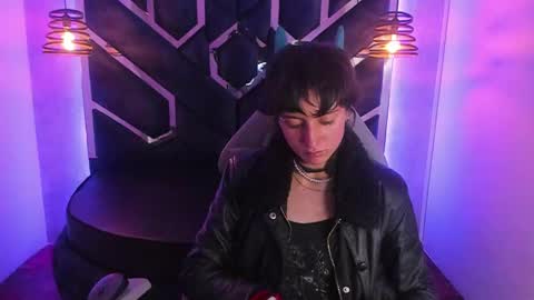   online show from 22, 12, 2024