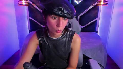   online show from 28, 12, 2024