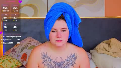 Snapshot of fiery_foxy chatting on 29, 9, 2025 Mabel online show from 29, 9, 2025
