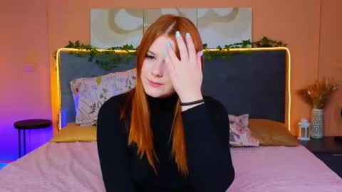 Snapshot of fiery_foxy chatting on 9, 10, 2025 Mabel online show from 9, 10, 2025