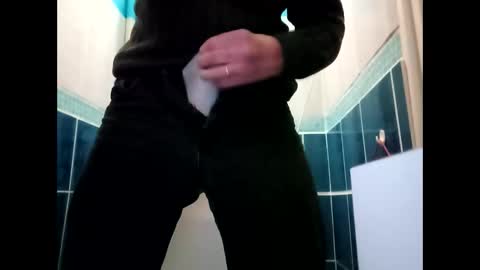 Snapshot of fifi010203 chatting on 14, 1, 2026 fifi010203 online show from 14, 1, 2026