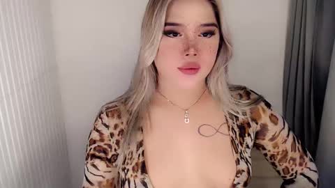 Snapshot of filipina_slutty69xxx chatting on 9, 11, 2025 Angela DONT FORGET TO FOLLOW AND GIVE ME APPRECIATION online show from 9, 11, 2025