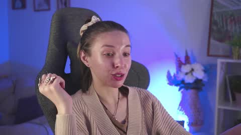 Snapshot of filipinaadams chatting on 12, 12, 2024 cap and Lana  online show from 12, 12, 2024