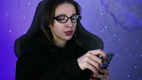 Snapshot of filipinaadams chatting on 23, 1, 2025 cap and Lana  online show from 23, 1, 2025