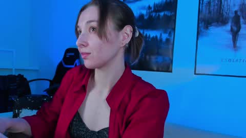 Snapshot of filipinaadams chatting on 25, 1, 2025 cap and Lana  online show from 25, 1, 2025