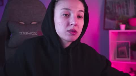 Snapshot of filipinaadams chatting on 23, 2, 2025 cap and Lana  online show from 23, 2, 2025