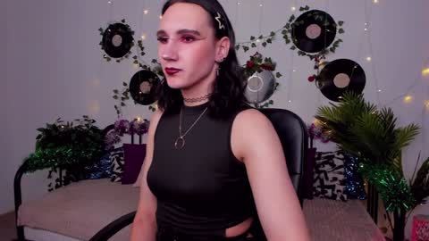 Honey Ill be waiting for you Tue Wed Thu Fri Sat Sun 10am-5pm online show from 31, 12, 2024