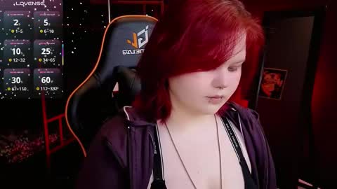 Snapshot of fillisfire chatting on 6, 11, 2025 - online show from 6, 11, 2025