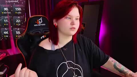 Snapshot of fillisfire chatting on 11, 11, 2025 - online show from 11, 11, 2025