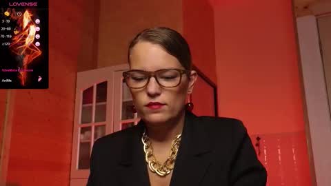 Snapshot of findom_lady_shine chatting on 2, 11, 2025 Lady online show from 2, 11, 2025