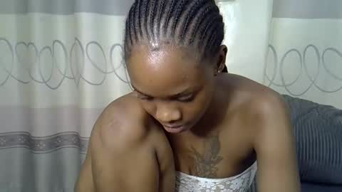 fine_queen12 online show from 5, 12, 2024