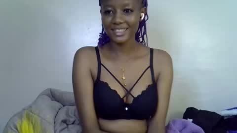 Snapshot of fine_slim chatting on 21, 10, 2025 slimmie online show from 21, 10, 2025