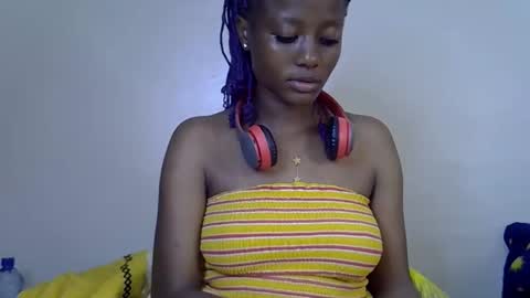 Snapshot of fine_slim chatting on 28, 10, 2025 slimmie online show from 28, 10, 2025