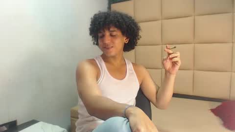 fire_boy69 online show from 3, 10, 2025