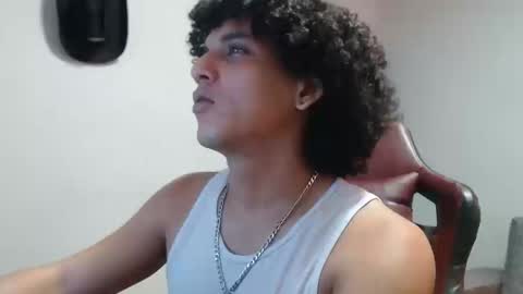 fire_boy69 online show from 17, 10, 2025