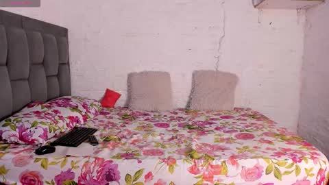 fire lovex online show from 4, 2, 2026