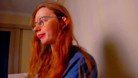 Snapshot of fire_luna chatting on 23, 11, 2025 fire_luna online show from 23, 11, 2025