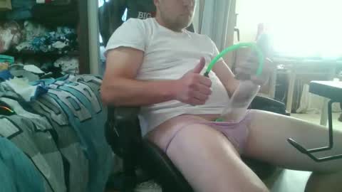 Snapshot of firedawg88 chatting on 12, 1, 2026 firedawg88 online show from 12, 1, 2026