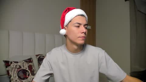 Nicolas online show from 18, 12, 2025