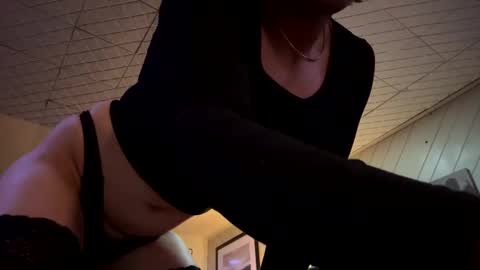 Snapshot of firmfem chatting on 14, 9, 2025 FirmFem online show from 14, 9, 2025