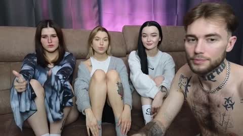 Snapshot of first_day_ chatting on 3, 12, 2024 ALICESTEVEVECTOR pvt open online show from 3, 12, 2024