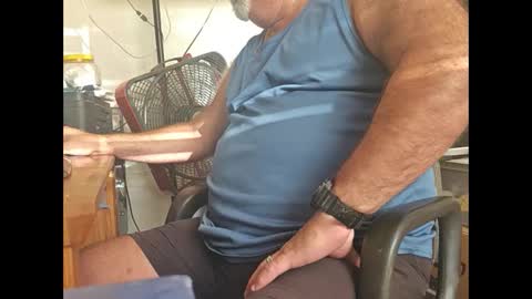 Snapshot of fishism21cb2 chatting on 23, 9, 2025 fishism21cb2 online show from 23, 9, 2025