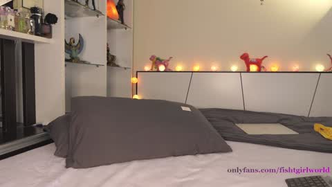 Tia online show from 8, 2, 2025