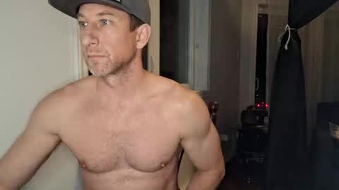 Snapshot of fit_dave_canada chatting on 27, 10, 2025 fit_dave_canada online show from 27, 10, 2025
