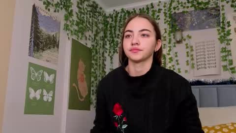 Snapshot of fit_girlfriend chatting on 16, 12, 2025 Ashle online show from 16, 12, 2025