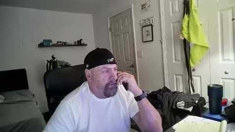 Snapshot of flaguy3233 chatting on 4, 12, 2024 Florida guy online show from 4, 12, 2024